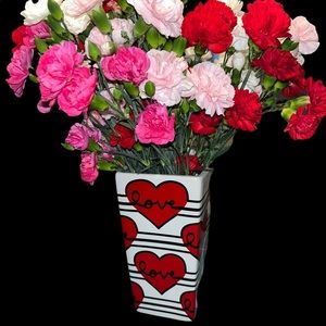 Pro Flowers Valentine’s Day Love vase